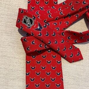 Vineyard vines Capitals NHL custom collection Men's Tie